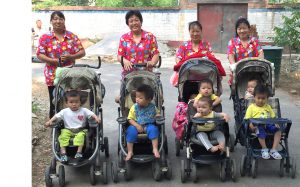 Beijing ayis and children in strollers